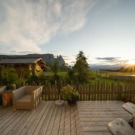 Dolomites 3*