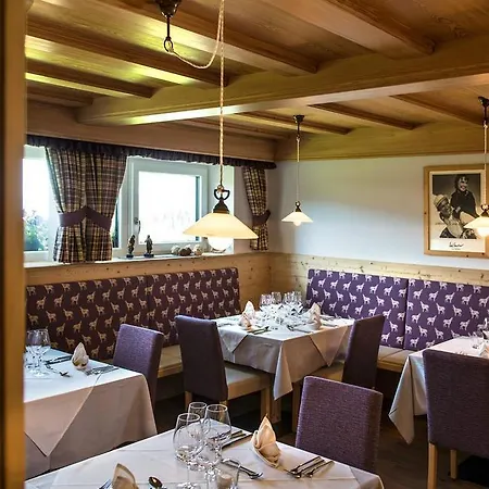 Hotel Dolomites