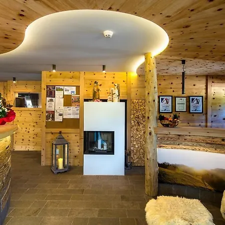 Hotel Dolomites